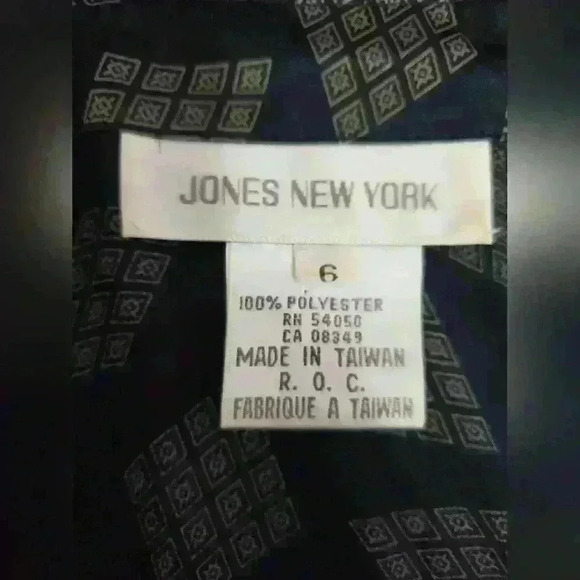 JONES  NEW YORK vintage blouse. Size 6 - Picture 7 of 8
